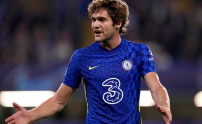 Thomas Tuchel defends Marcos Alonso’s decision to stop taking the knee