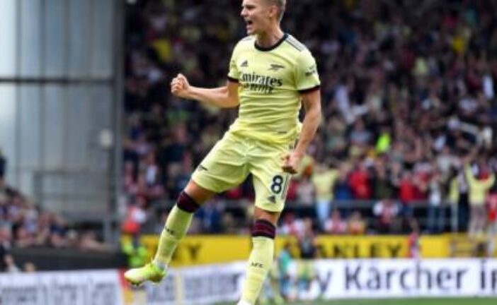 Martin Odegaard’s stunning free-kick helps Arsenal beat Burnley