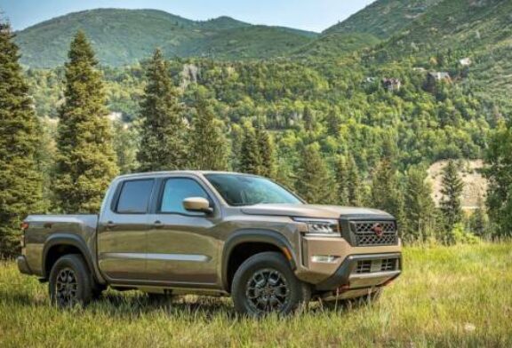 Edmunds: Nissan Frontier vs. Toyota Tacoma in 2022