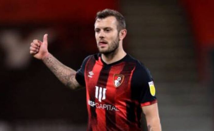 Jack Wilshere returns to train at Arsenal as club show support for his future
