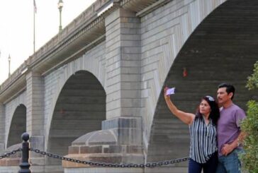 Arizona city celebrates London Bridge's 50th anniversary
